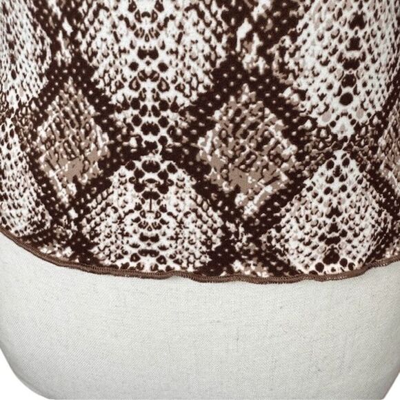 Olivia Rae Snakeskin Print Mock Neck stretch Blouse Brown White Size Small - Picture 3 of 10